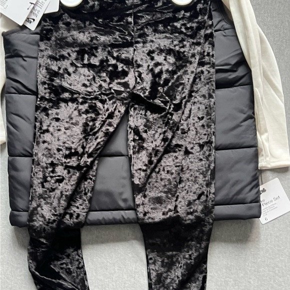 NWT Nike Girls Puffer  Vest Jacket and Leggings and long sleeve set size 6 & 6X - Picture 5 of 6